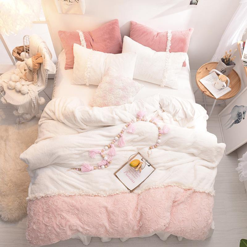 3D Rose Lace Velvet Soft Bedding Set - Nordic Side - 