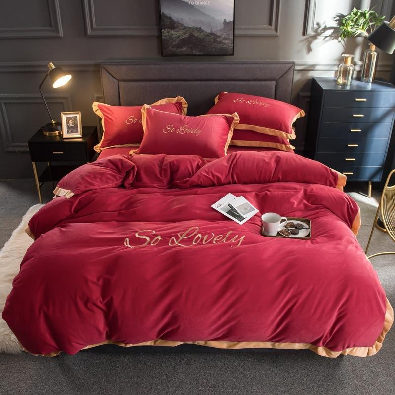 So Lovely Velvet Bedding Set - Nordic Side - 