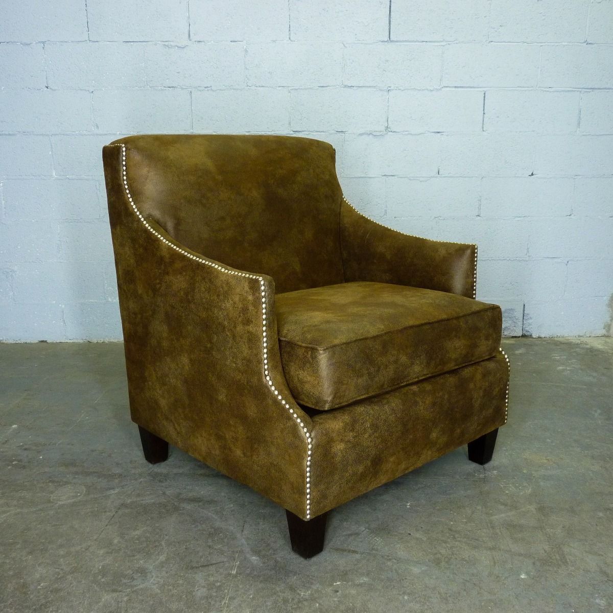 Vintage Industrial Leather Arm Chair - Nordic Side - 10-18, feed-cl0-over-80-dollars, furniture-pipeline, furniture-tag, US