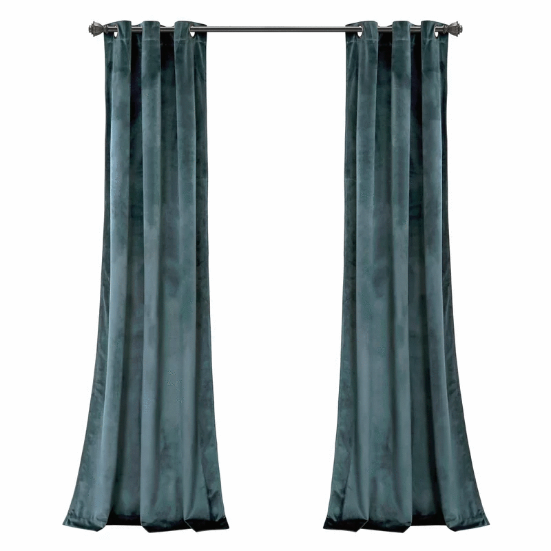 Larvas Velvet Curtain