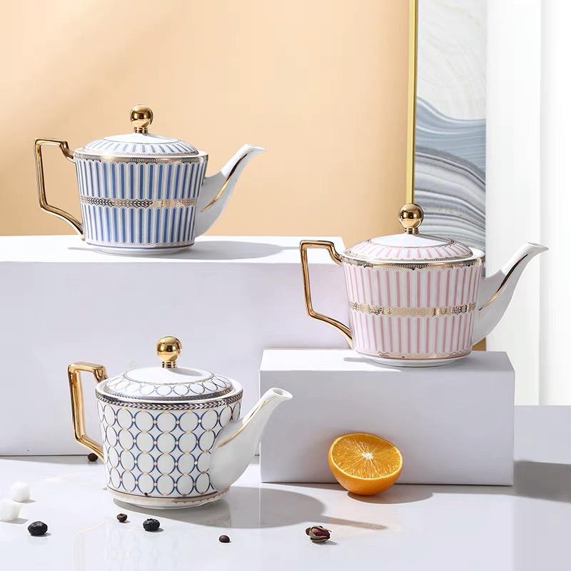 Blumen Luxury Ceramic Teapot