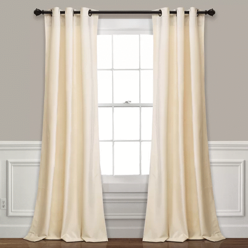 Larvas Velvet Curtain