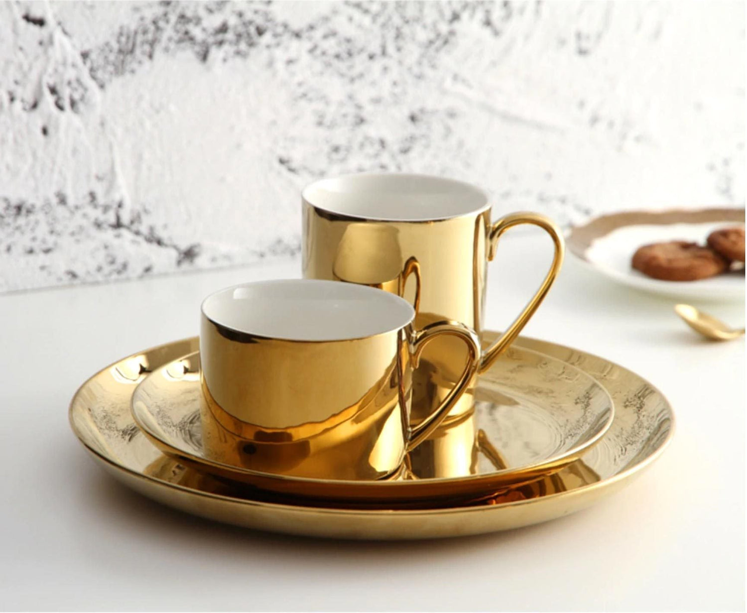 Ceramic Silver/Gold Cups & Plates - Nordic Side - 