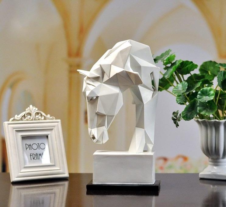 Geometric Horse Head Decor