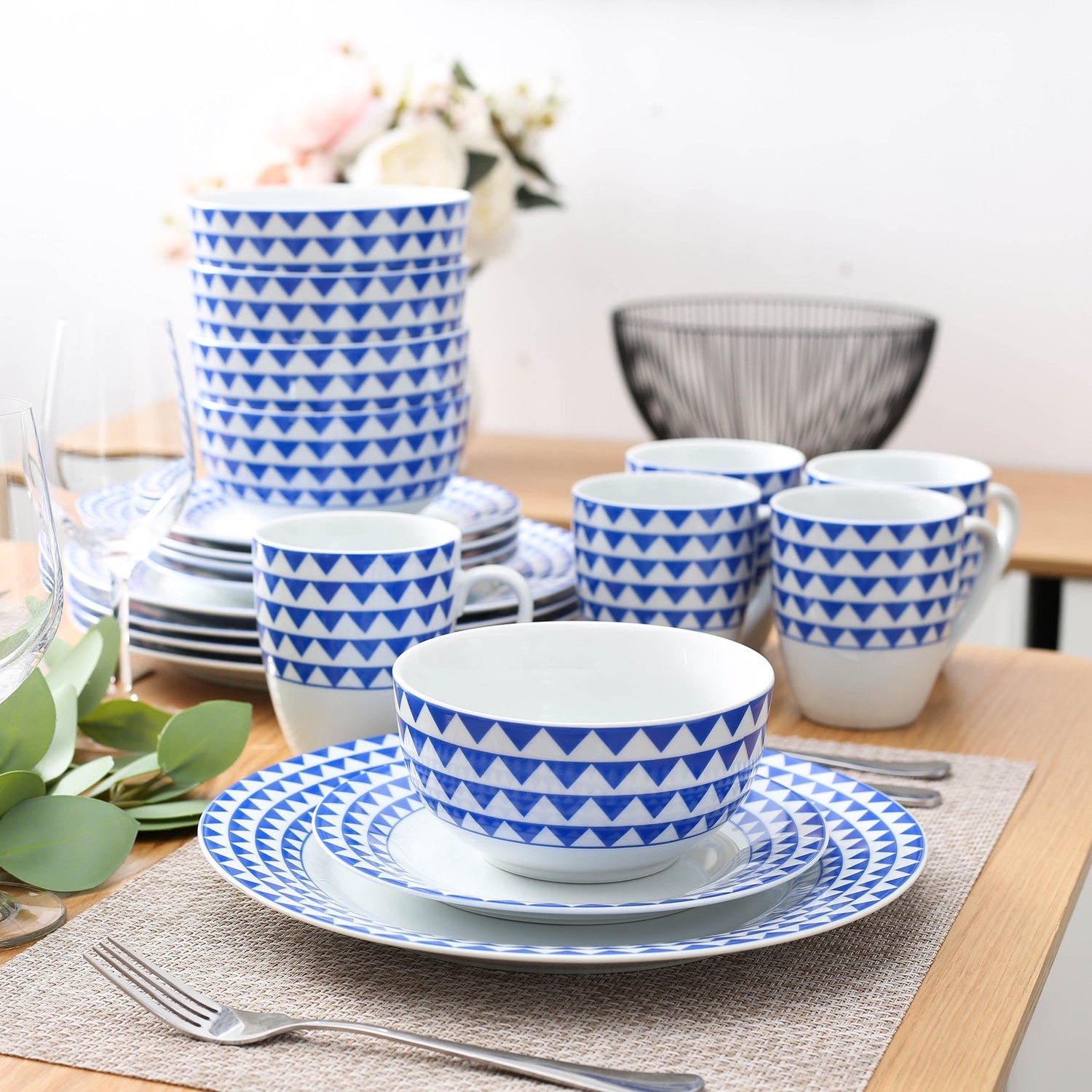 WES 32-Piece Porcelain Ceramic Dinnerware Plate Set with 8*Dinner Plate,Dessert Plate,Cereal Bowl and 380ML Mug Set - Nordic Side - 32, 380, and, Bowl, Ceramic, Dinner, Dinnerware, ML, Mug, P