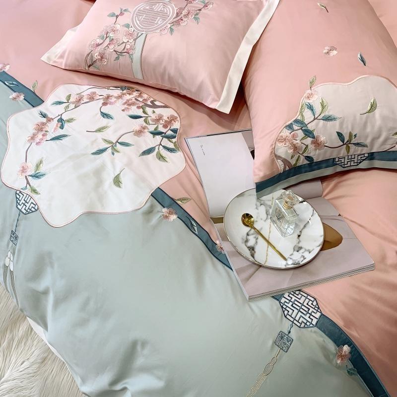 Luxury Embroidered Duvet Set