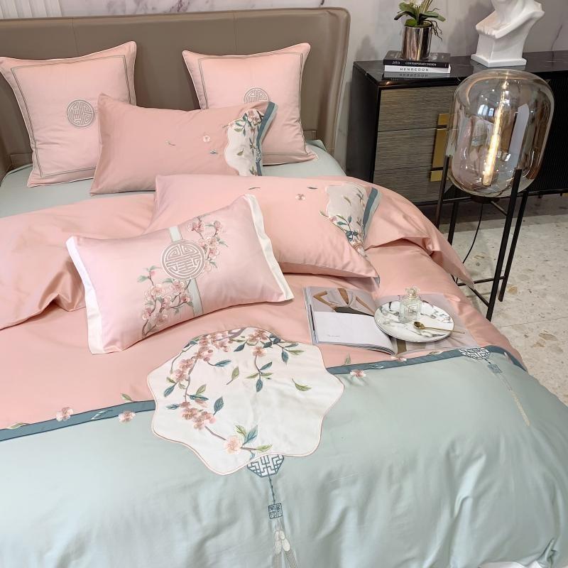 Luxury Embroidered Duvet Set