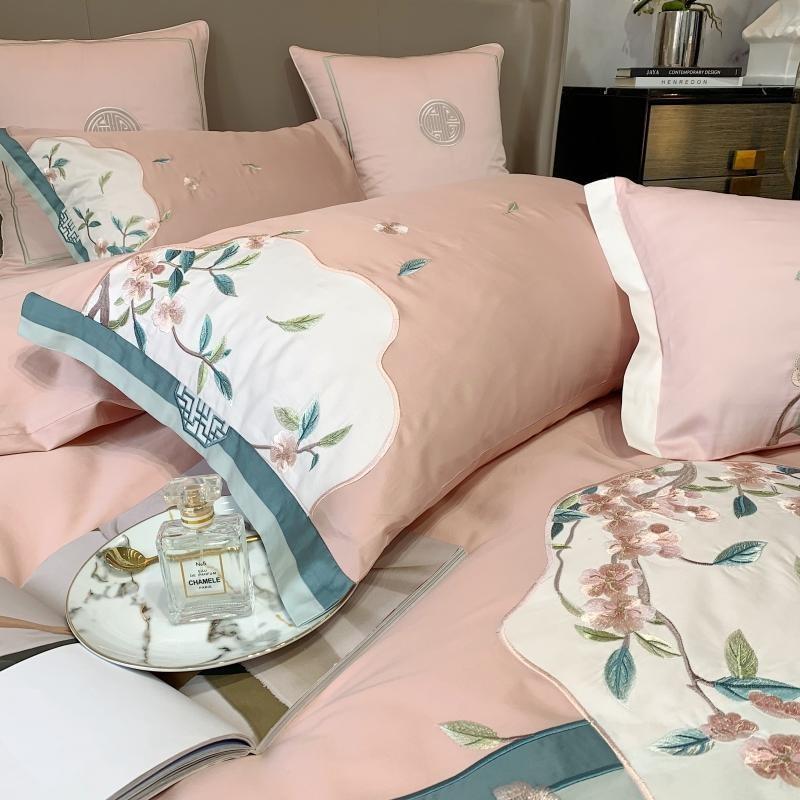 Luxury Embroidered Duvet Set