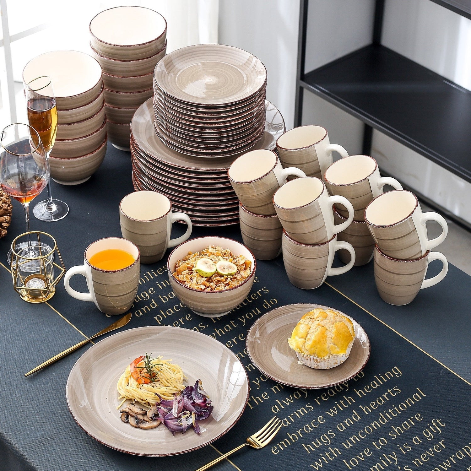 Bella C 48 Piece Porcelain Dinner Set