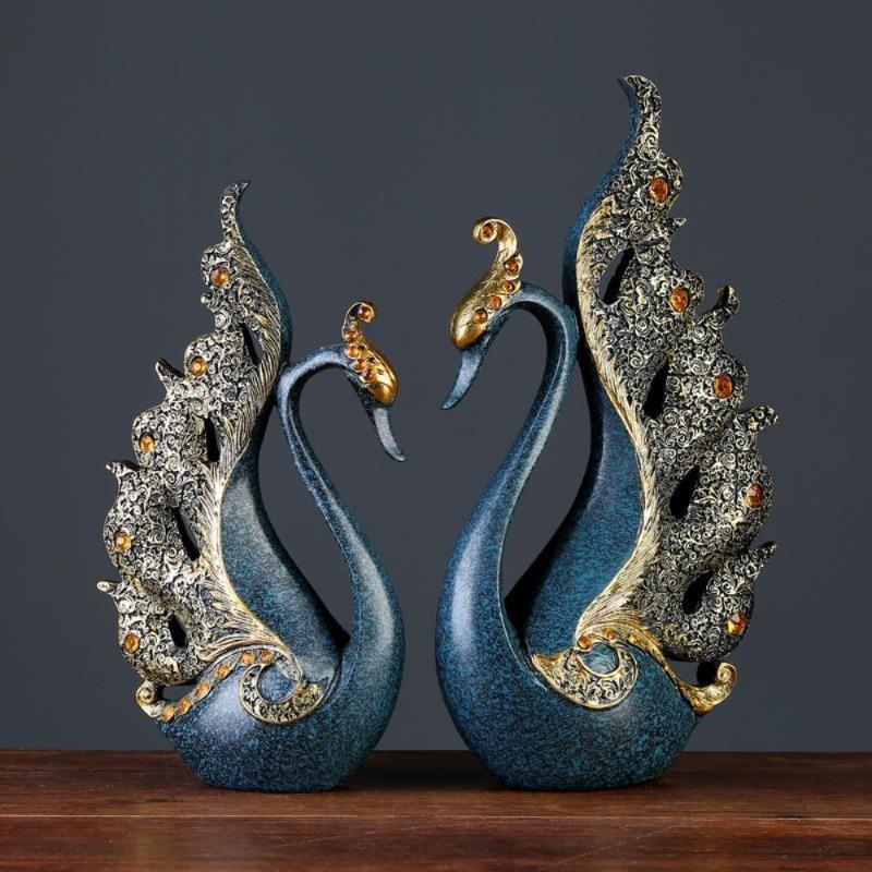 Royal Luxurious Royal Swan Pair