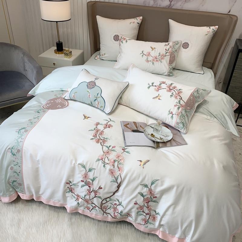 Luxury Plum Embroidery Duvet Cover - Luxury