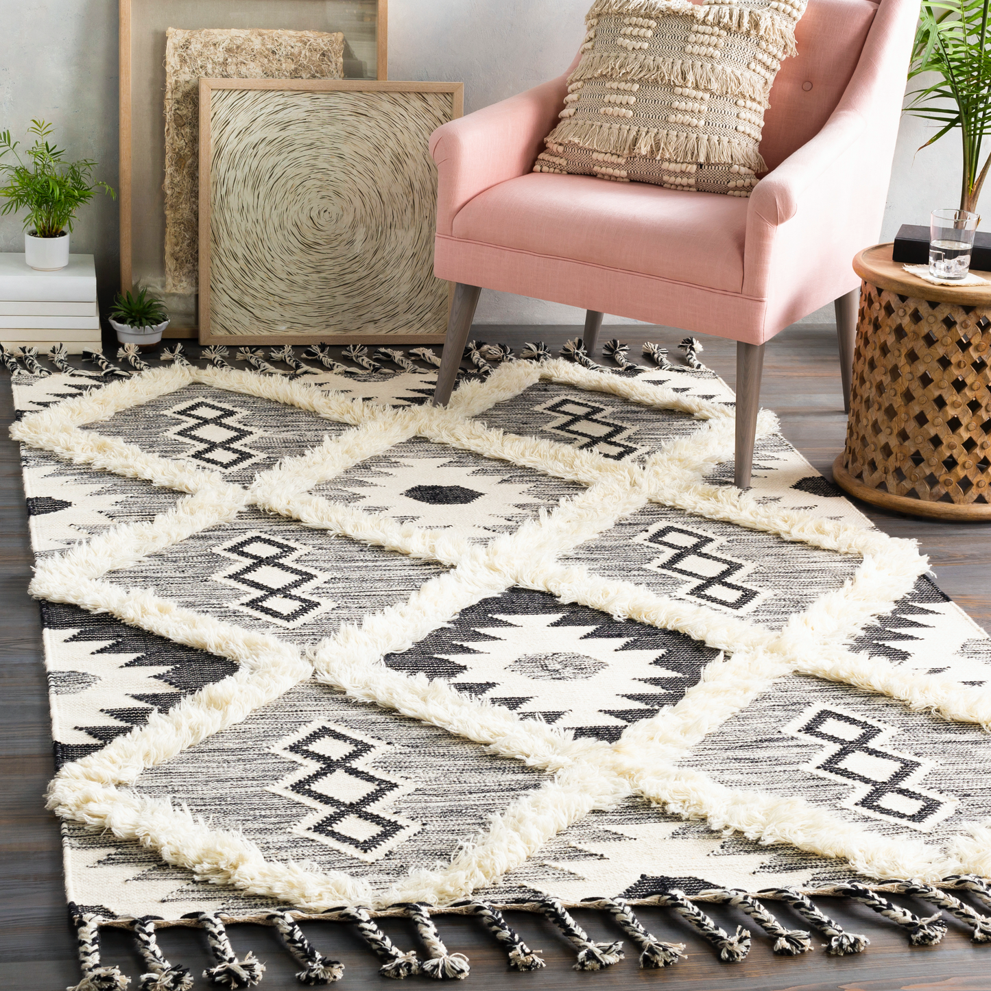 Apache Royal Rug - Nordic Side - 