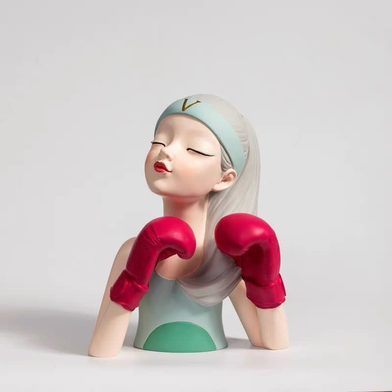 Kakintu Japanese-Inspired Boxing Girl Statue