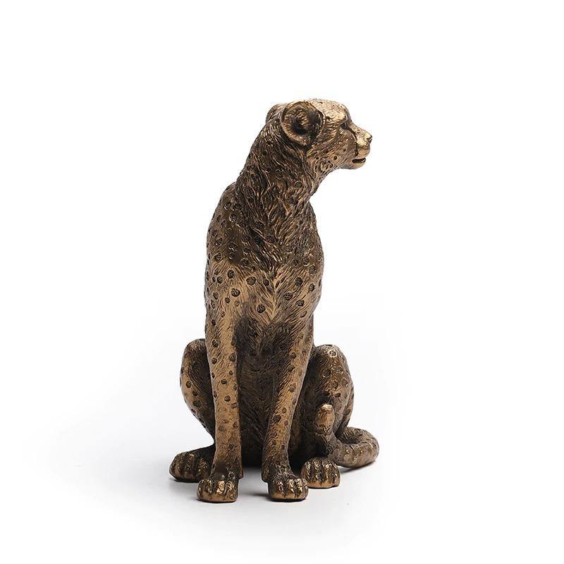 HomeQuill™ African Leopard Tabletop Figurine - Nordic Side - 