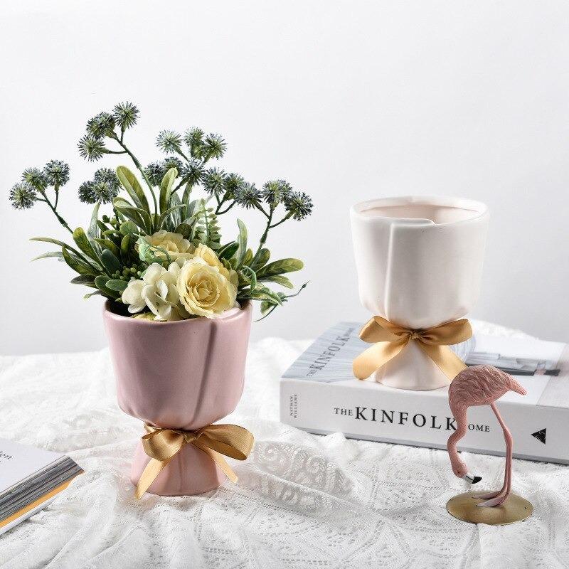 Mini Bowknot Planter for Aesthetic Spaces