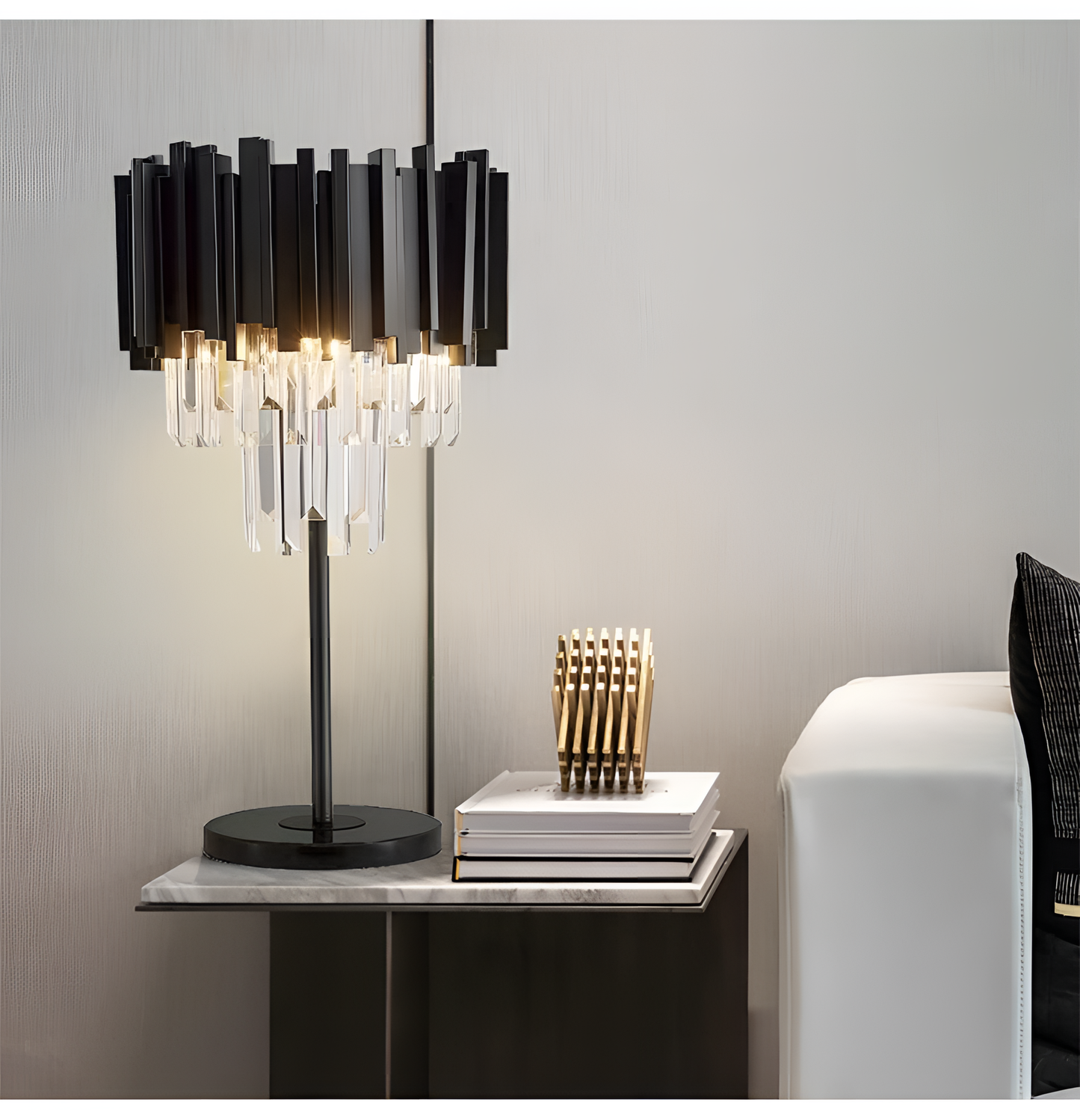 Black Luxurious Black Wyvern Table Lamp | Lamps | NordicAbode.com