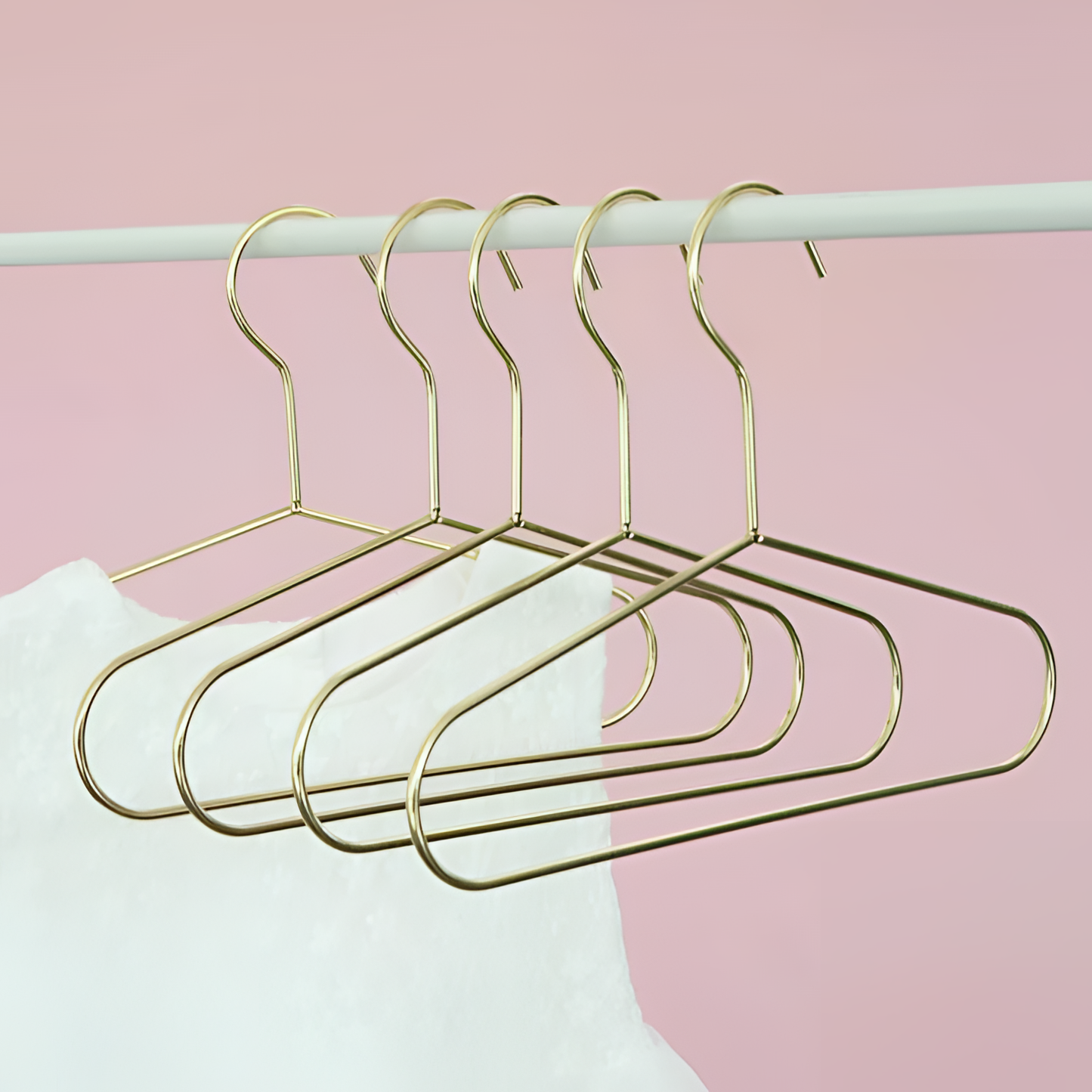 5Pcs Gold Iron Hangers for Wardrobe | Organization | NordicAbode.com