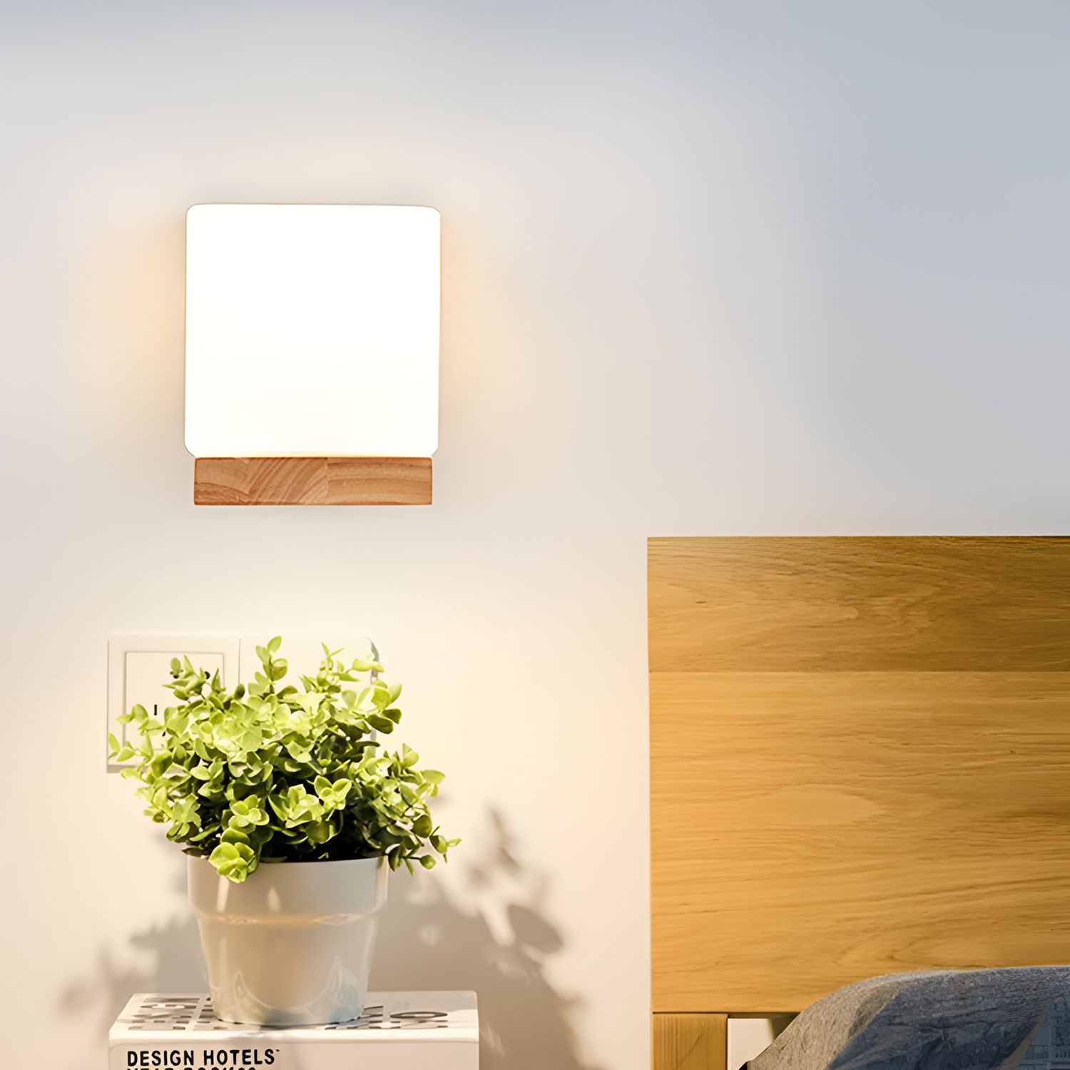 Apex Nordic Wood Wall Lamp | Lighting | NordicAbode.com