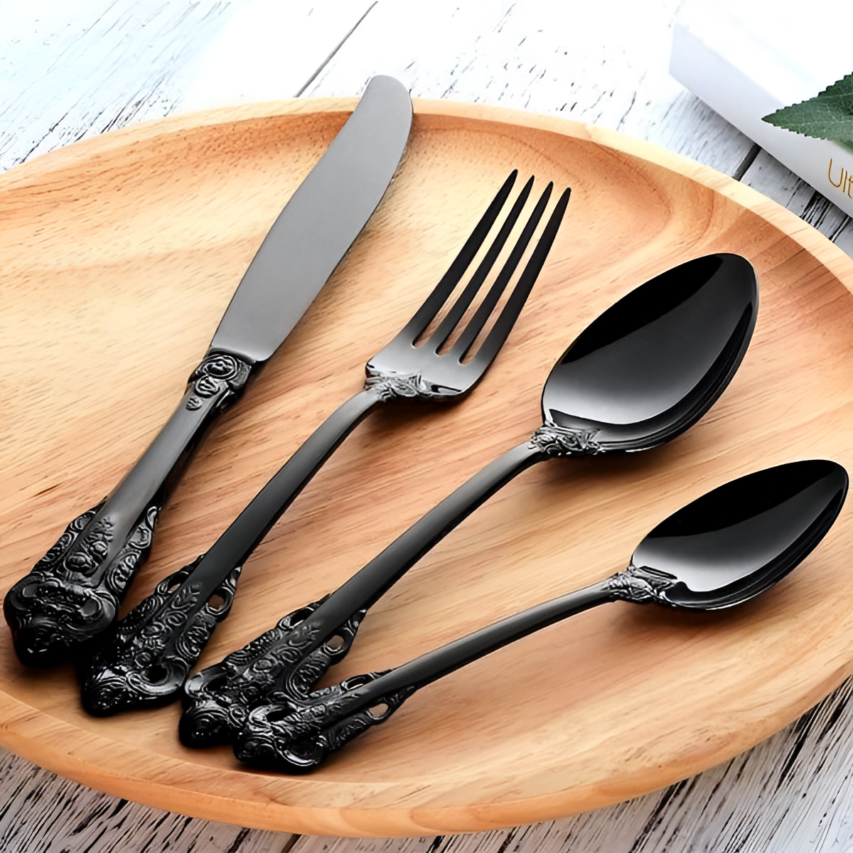 Royal Elegant Onyx Flatware Set | Flatware | NordicAbode.com