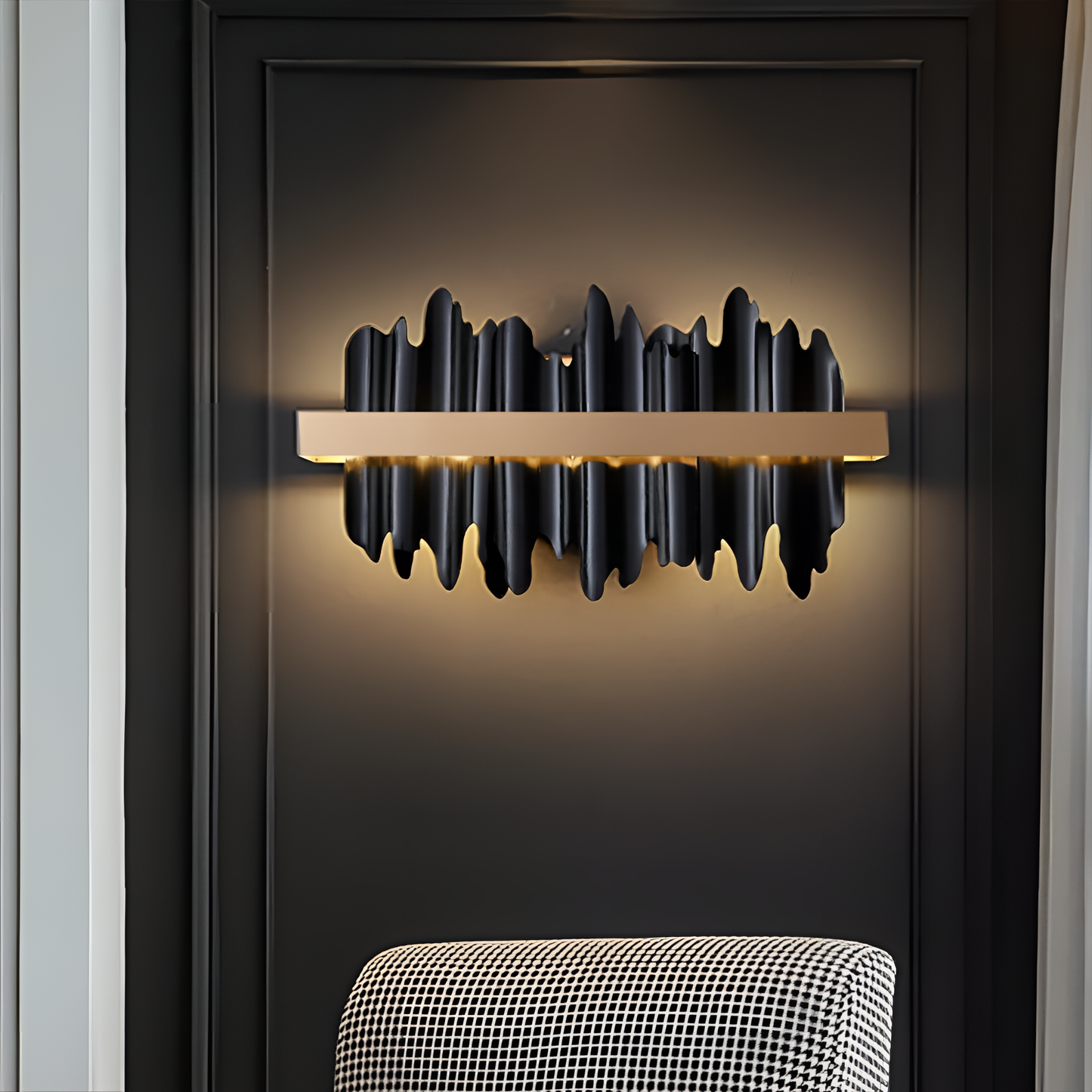 Black Luxurious Black Dragon Wall Lamp | Lighting | NordicAbode.com