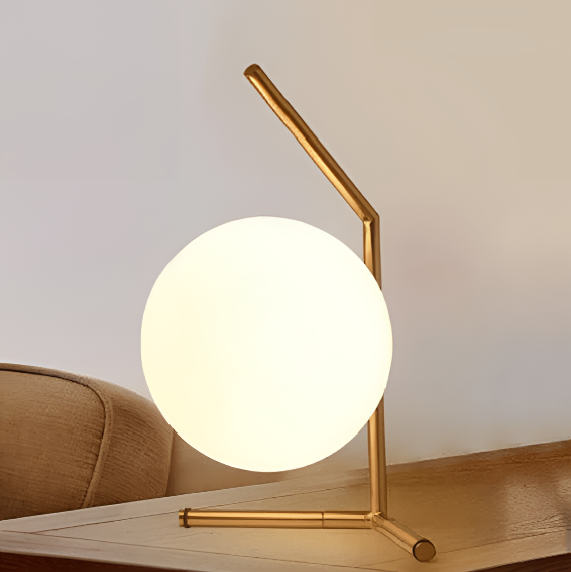 The Elegant Ball of Light Lamp | Lighting | NordicAbode.com