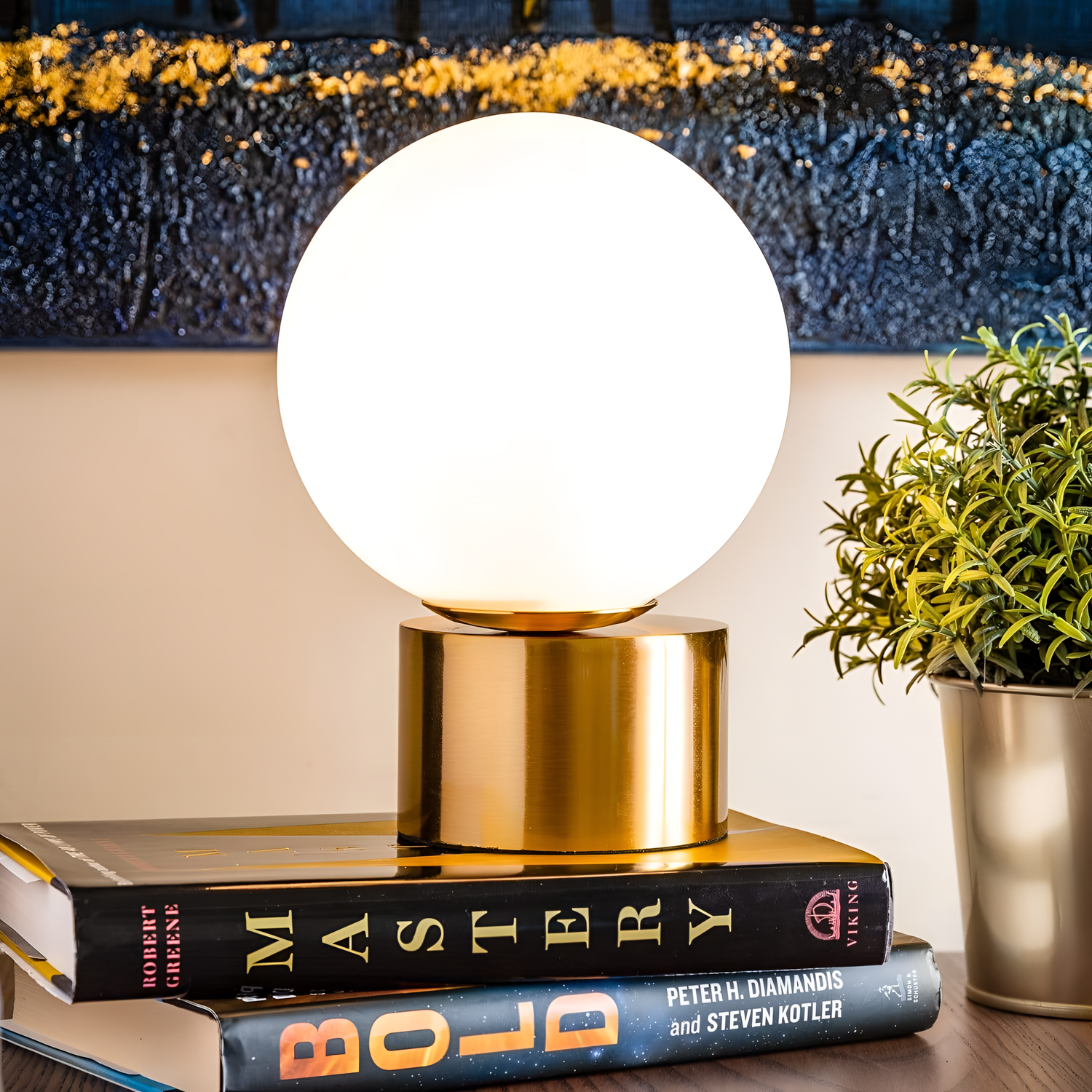 Edged Golden Touch Lamp | Lighting | NordicAbode.com