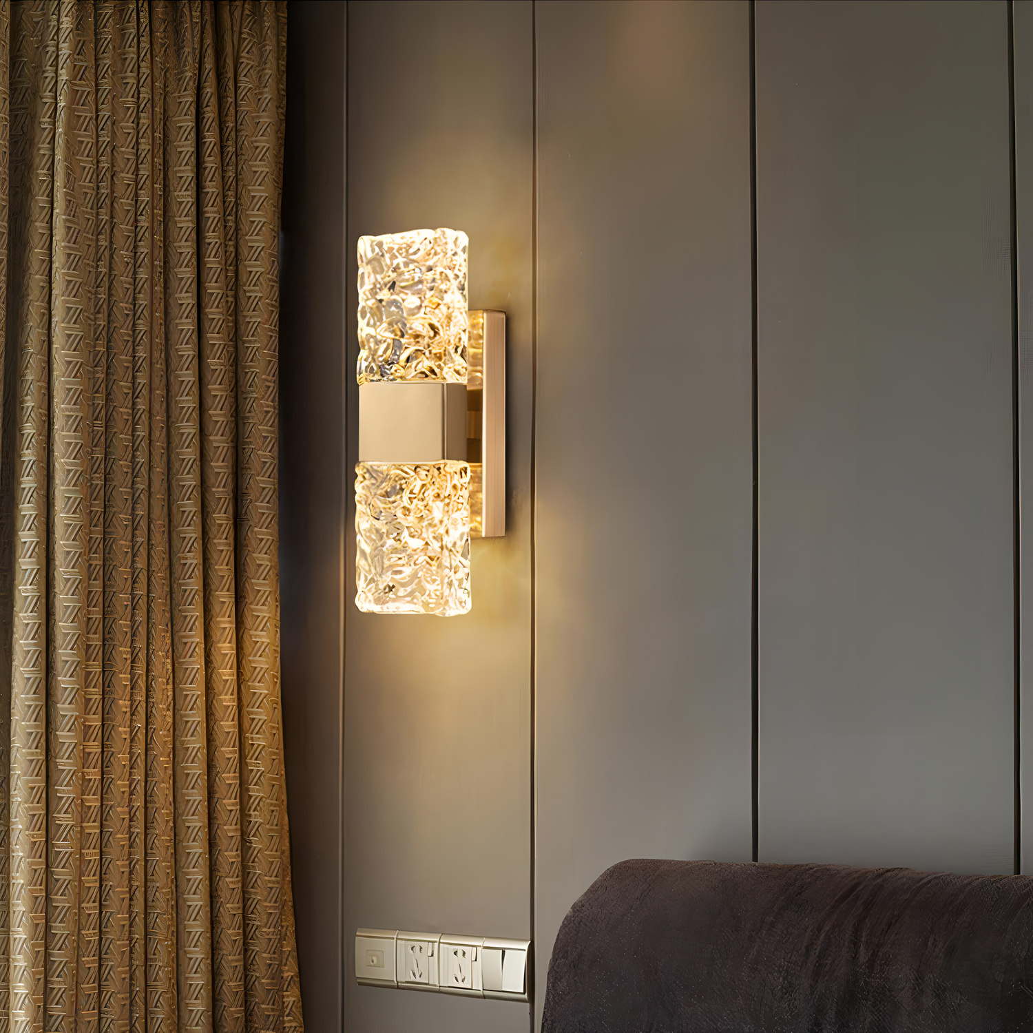 Valdis Feminine Glass Wall Light | Lighting | NordicAbode.com