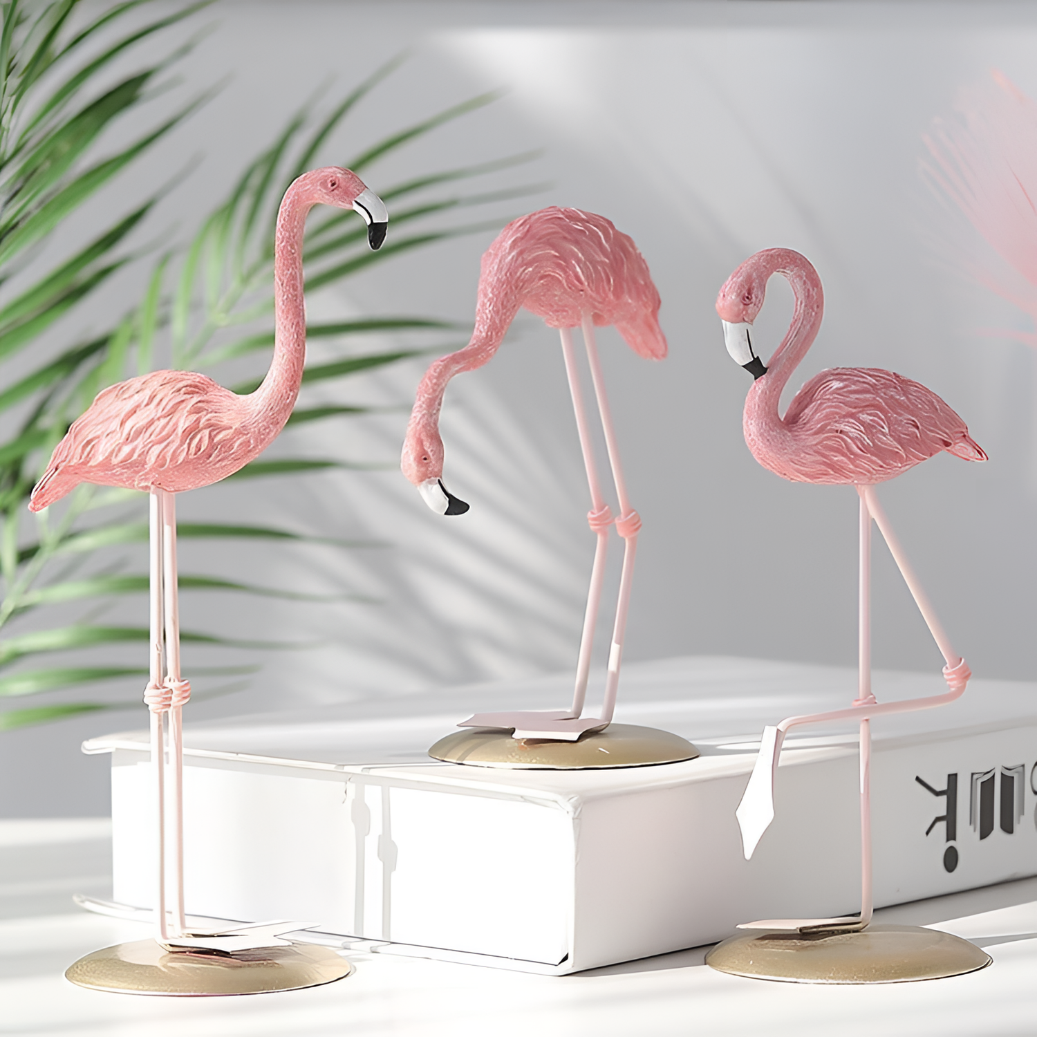 Decorative Charming Flamingo Figurines | Figurines | NordicAbode.com