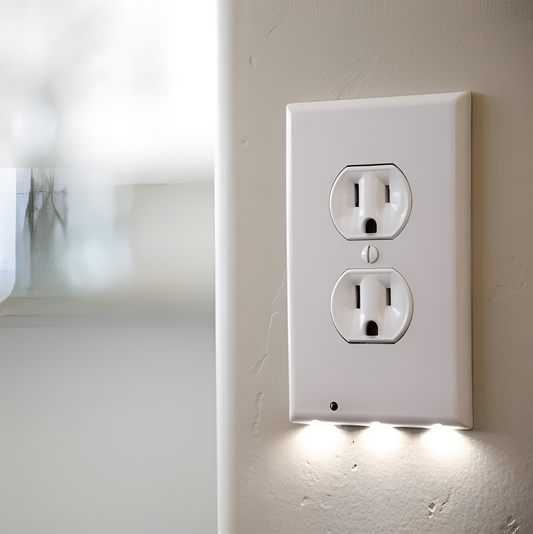 Lux Night-Safe Light Sensor Outlet | Lighting | NordicAbode.com