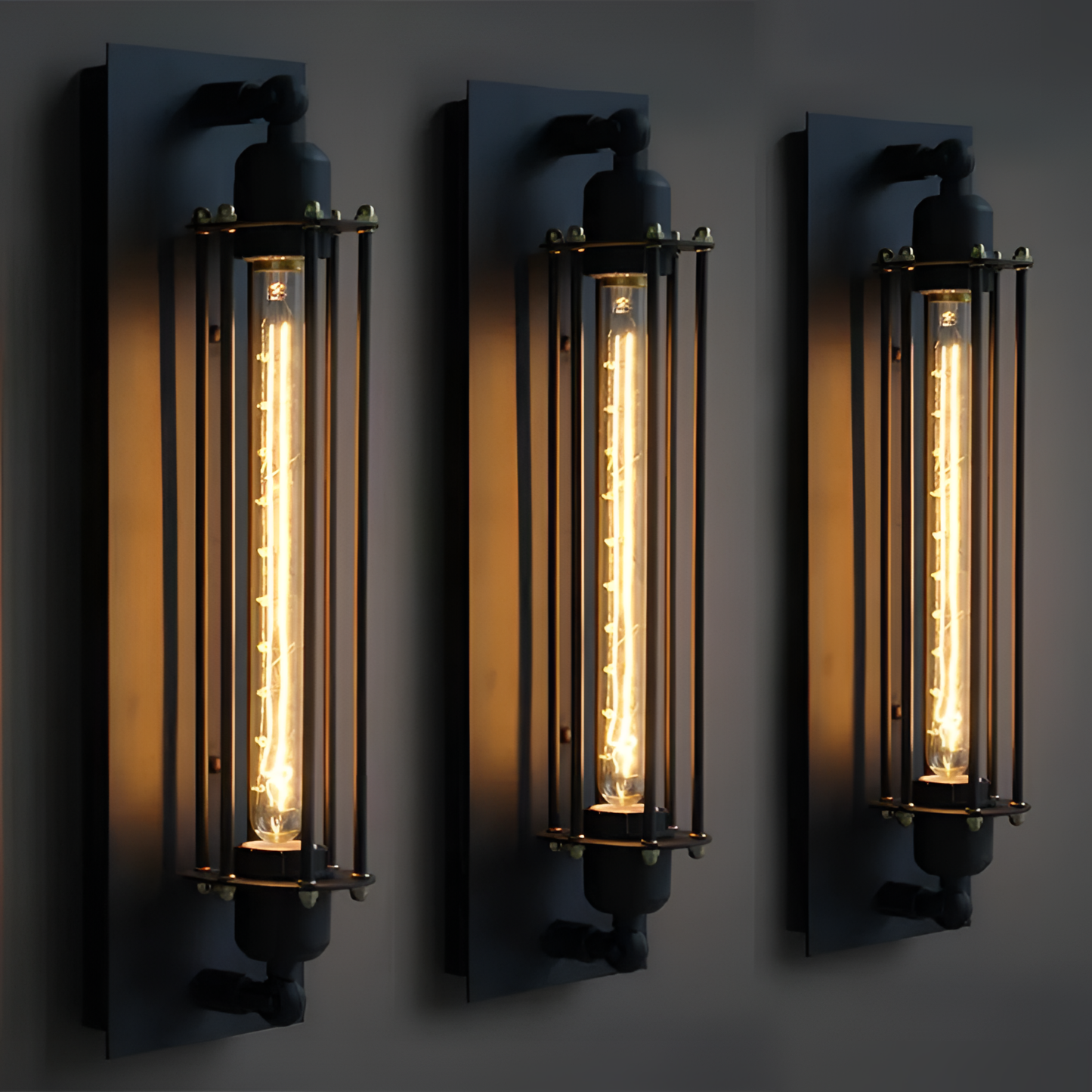 Black Rouge Wall Light