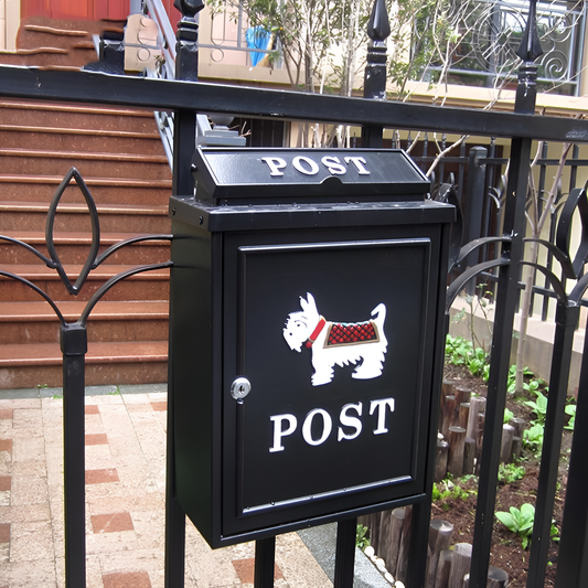 Blaise Retro Lockable Mailbox | Outdoor Decor | NordicAbode.com