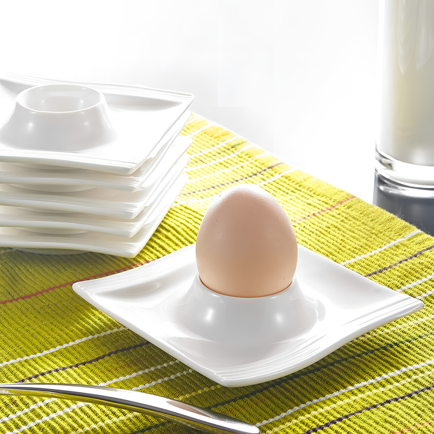 Flora Elegant Flora Porcelain Egg Stand | Tableware | NordicAbode.com