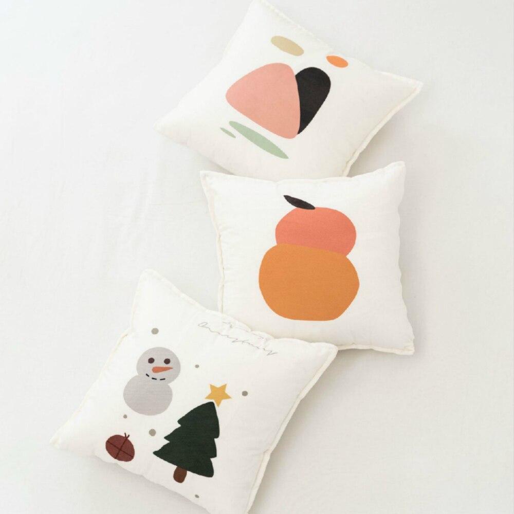 Minimal Illustration Cushion Cover - Nordic Side - 