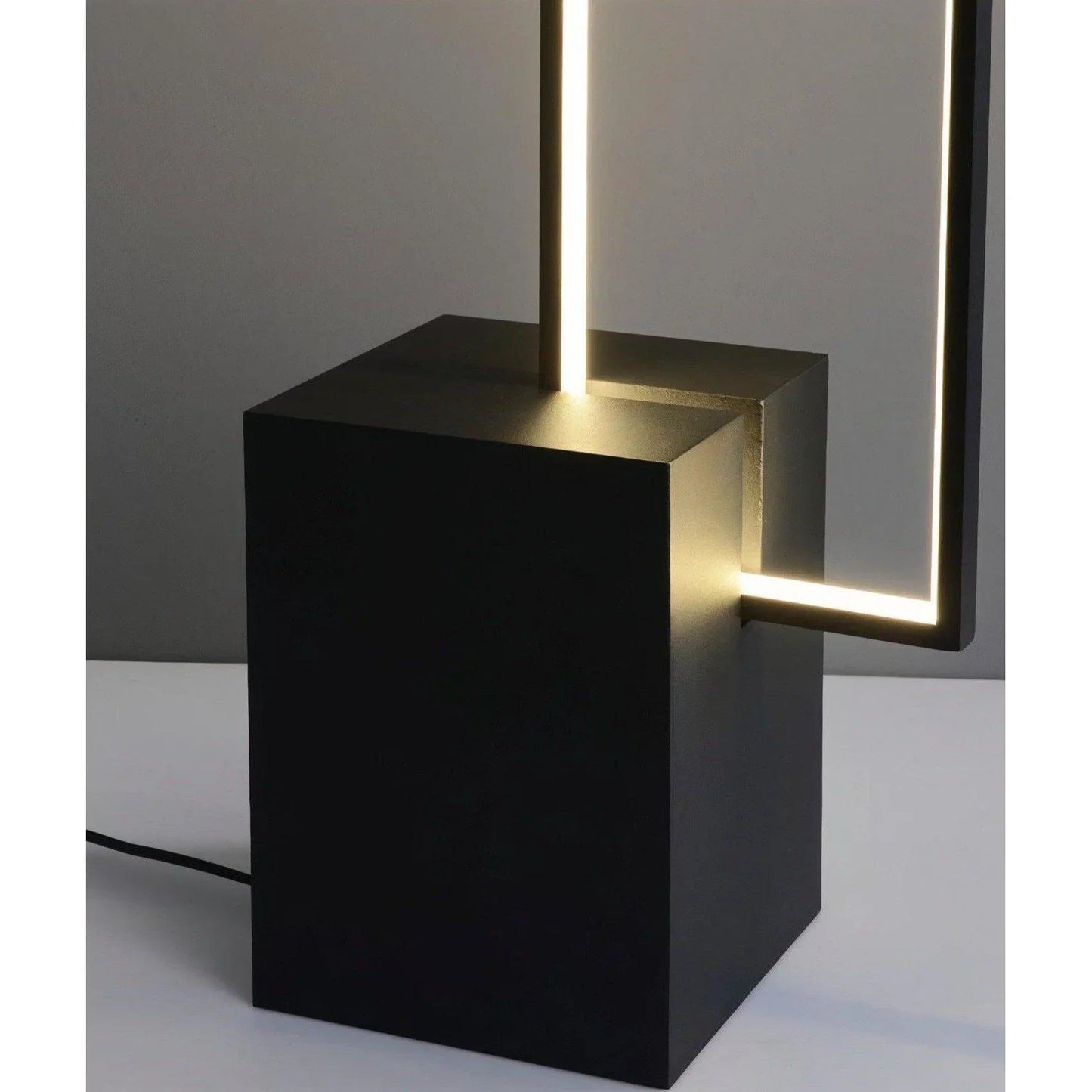 Fien Architectural LED Floor Lamp