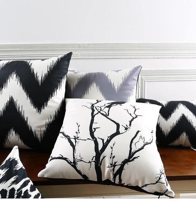 B&W Velvet Vintage Cushion - Nordic Side - 