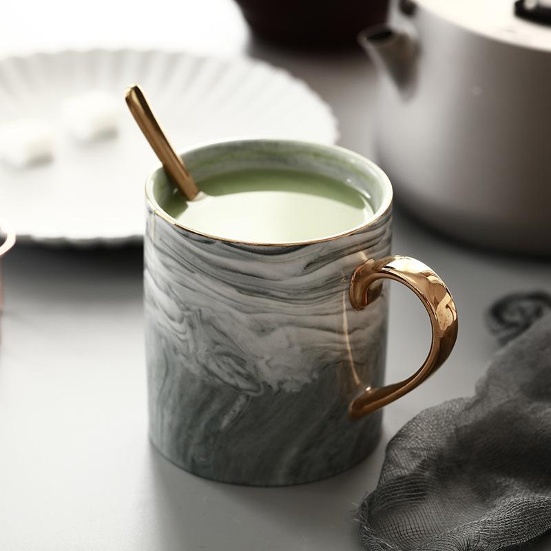 Golden Hand Marble Mug - Nordic Side - 