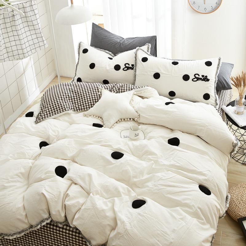 Smile Dot Pillow Case - Nordic Side - 