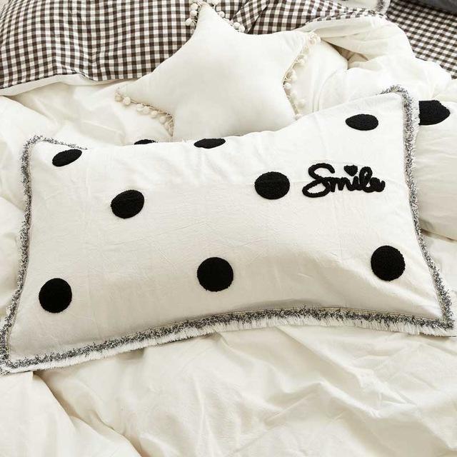 Smile Dot Pillow Case - Nordic Side - 