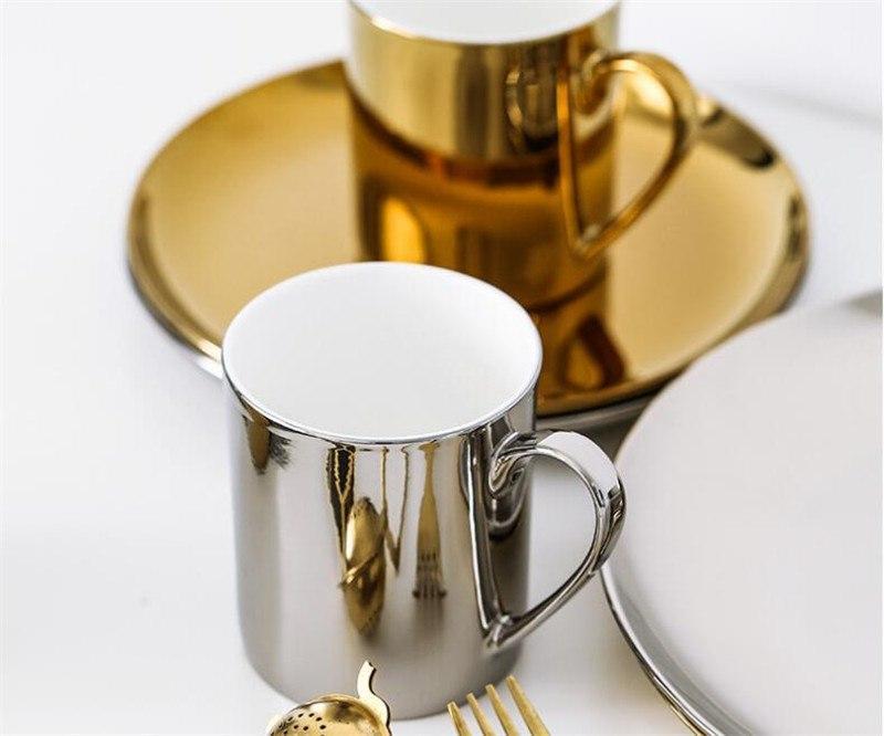 Ceramic Silver/Gold Cups & Plates - Nordic Side - 