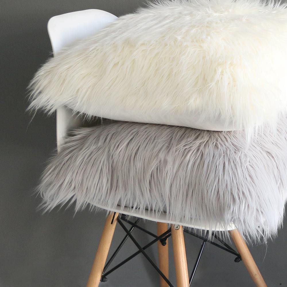 Plush Faux Fur Cushion Cover - Nordic Side - 