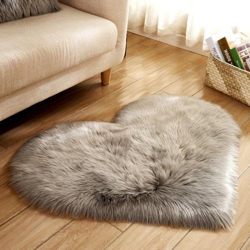 Cora - Faux Sheepskin Love Heart Rug - Nordic Side - 04-22, feed-cl0-over-80-dollars, large-rug, modern, modern-nordic, modern-rug, nordic, round-rug, shaggy-rug