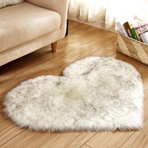 Cora - Faux Sheepskin Love Heart Rug - Nordic Side - 04-22, feed-cl0-over-80-dollars, large-rug, modern, modern-nordic, modern-rug, nordic, round-rug, shaggy-rug