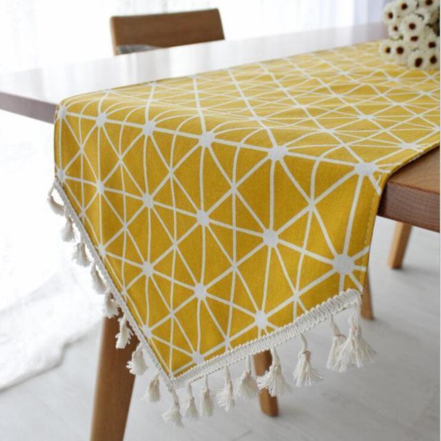 Zora - Modern Table Runner - Nordic Side - 05-29