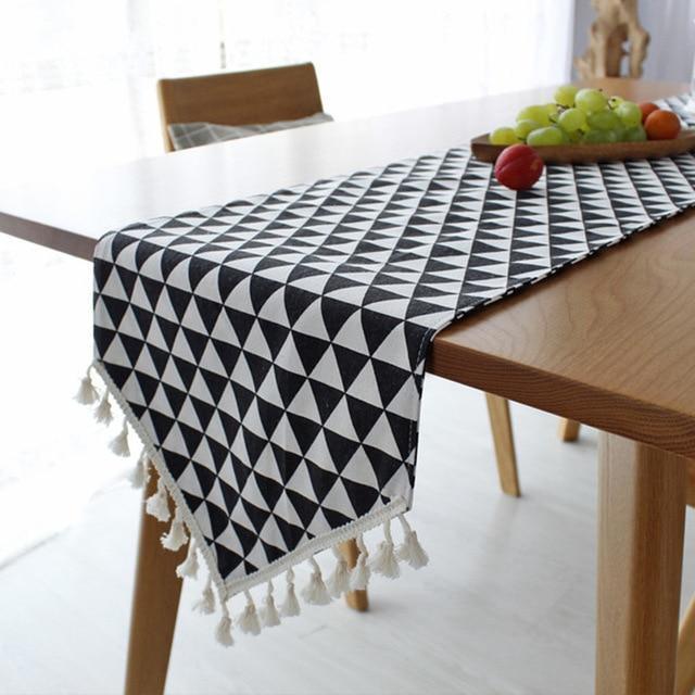 Zora - Modern Table Runner - Nordic Side - 05-29