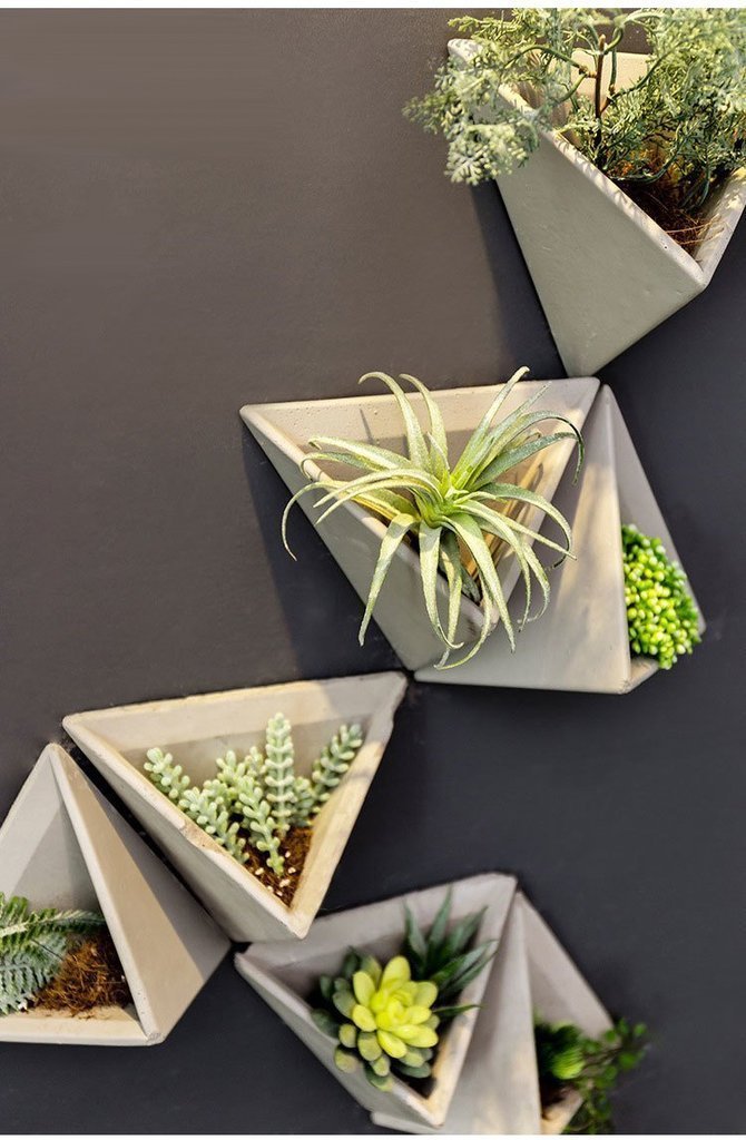 Hernan - Modern Cement Triangle Wall Planter - Nordic Side - 05-10