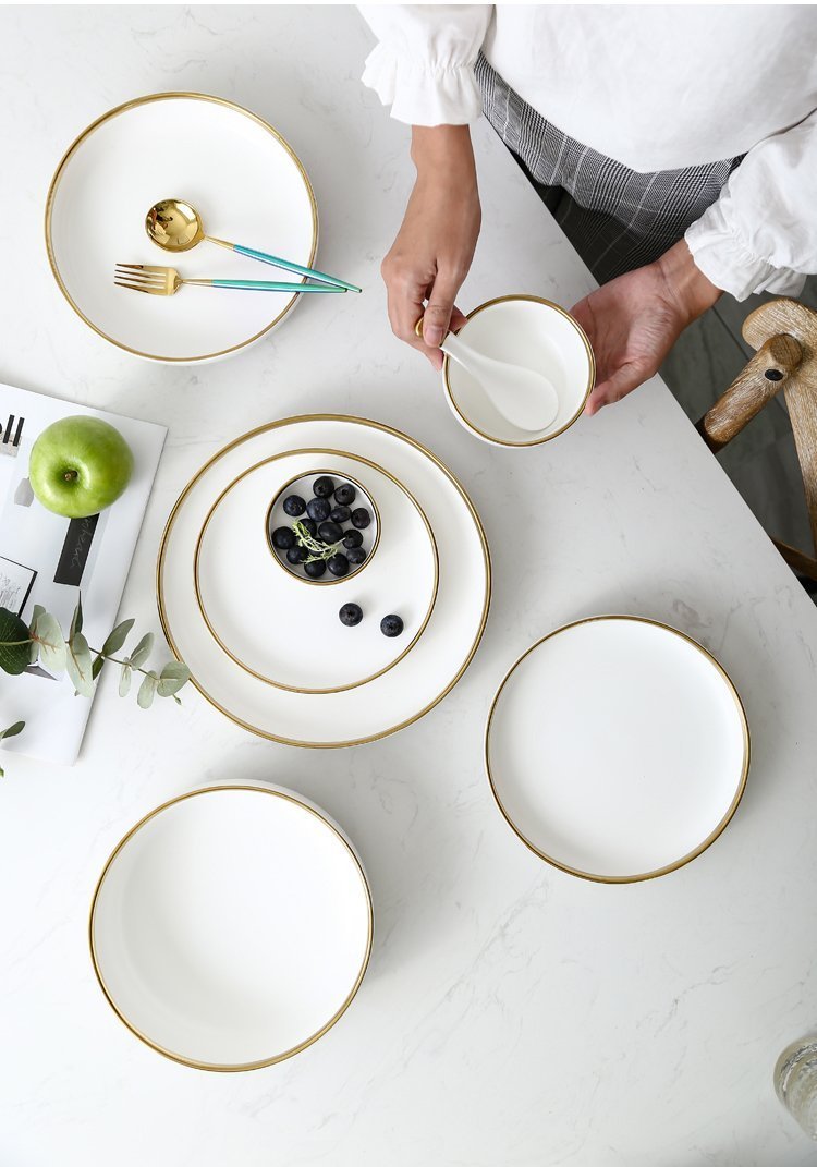 Black & White Ceramic Dinnerware with Gold Rim - Nordic Side - 