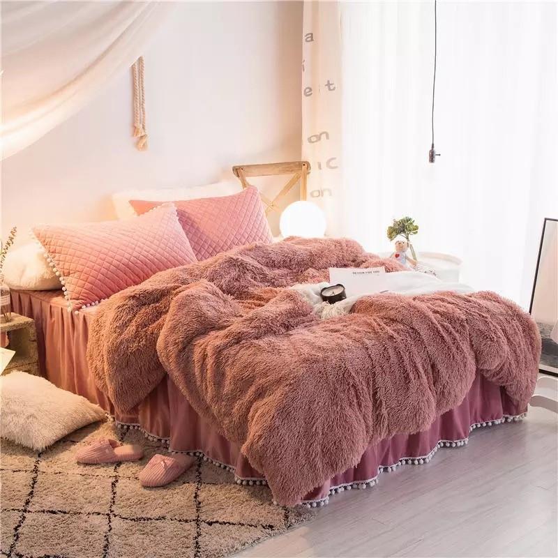 Luxury Faux Fur Bedding - Nordic Side - 