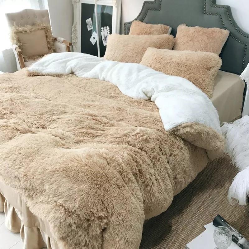 Luxury Fluffy 4 Pieces Bedding Set - Nordic Side - 