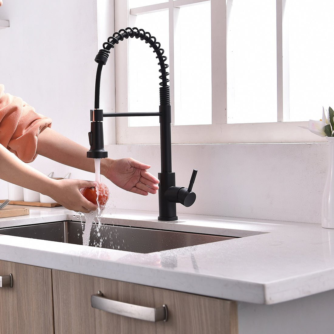 Kraus Black Touchless Sensor Faucet