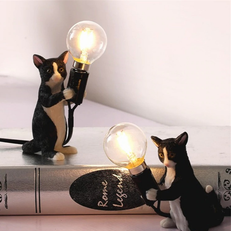 HomeQuill™ Felicity Cat Table Lamp - Nordic Side - 
